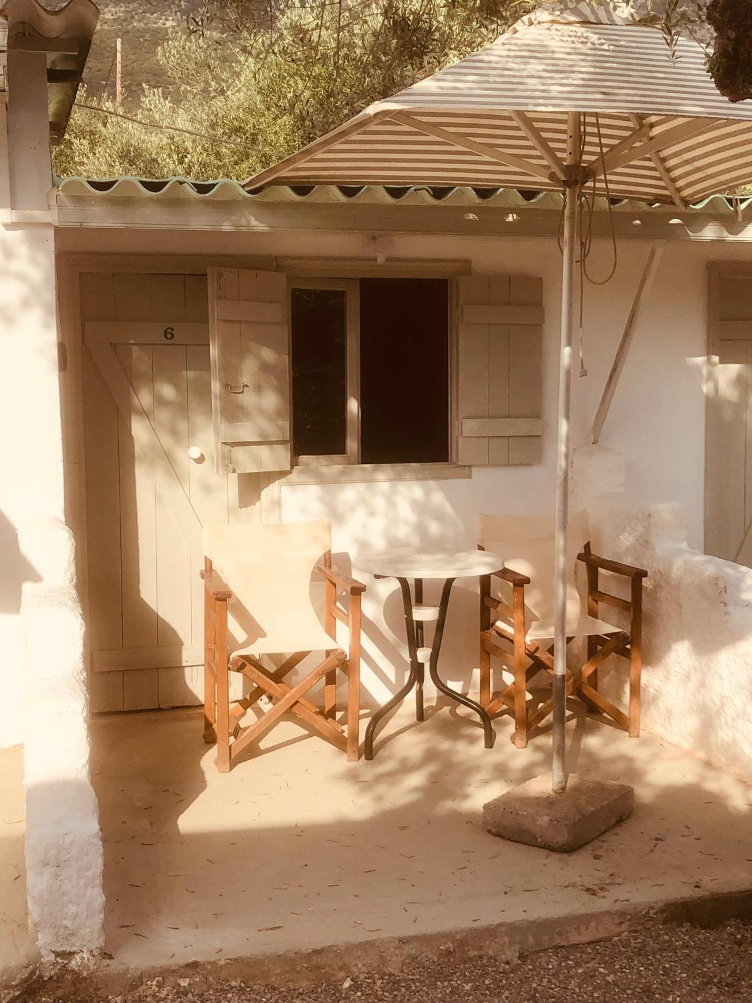 Barreira Beachfront Rooms 6 Kalamata Ngoại thất bức ảnh